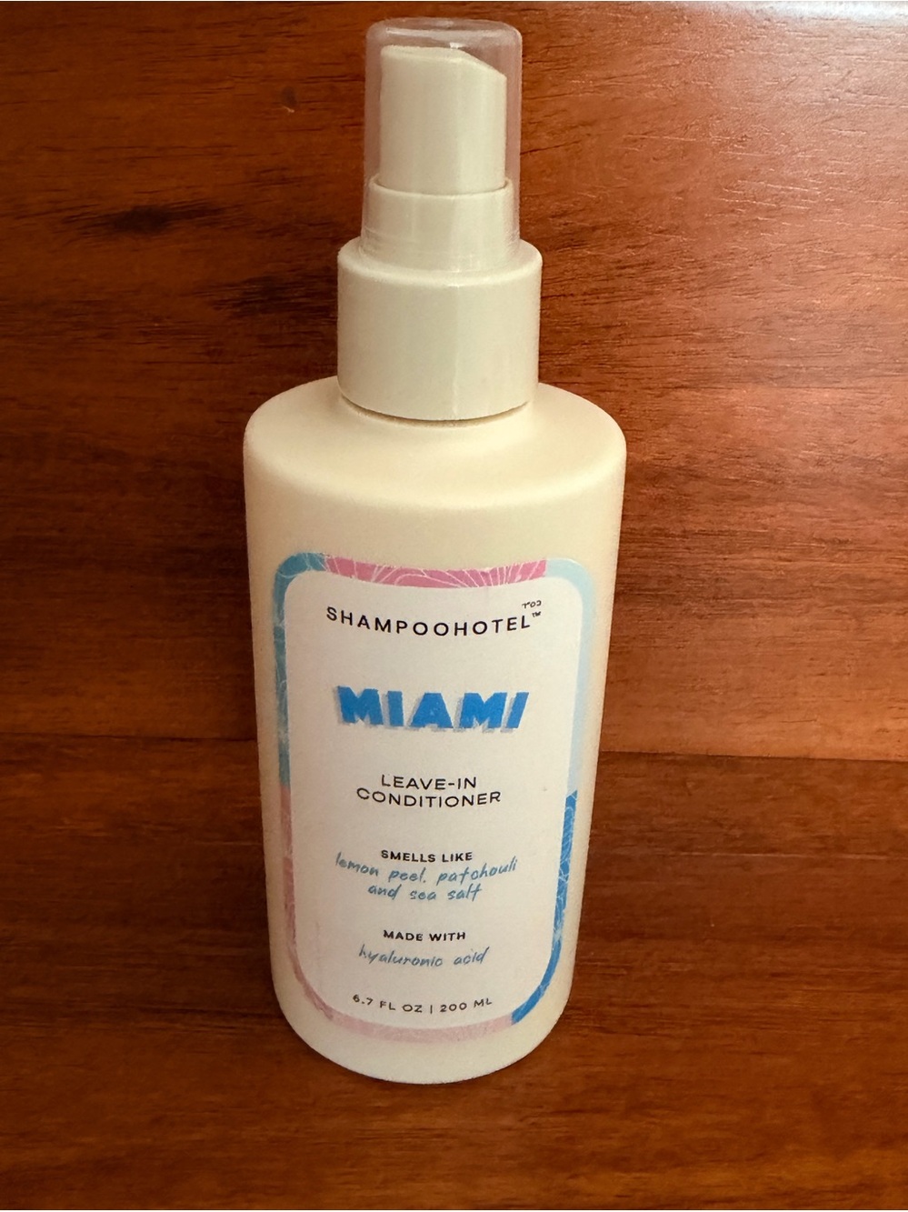☘️4/$26 shampoohotel MIAMI Leave in conditioner 6.7oz NWT